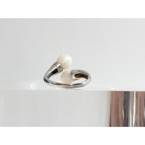 Wrap Around Bypass Shank Dual Faux Pearl Vintage Sterling Silver Ring - sz 9.5 - Picture 4 of 10